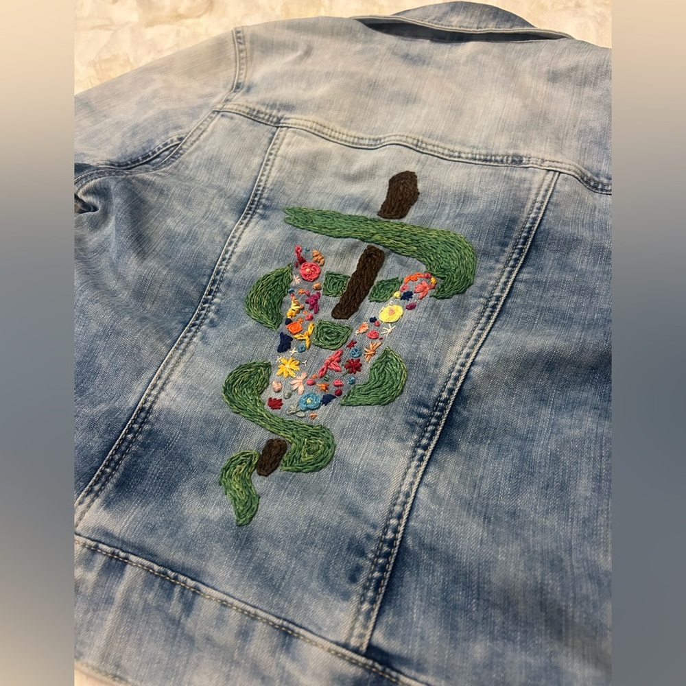 Veterinary Veterinarian RVT Technician Medicine Embroidered Denim Jean Jacket - Picture 3 of 6